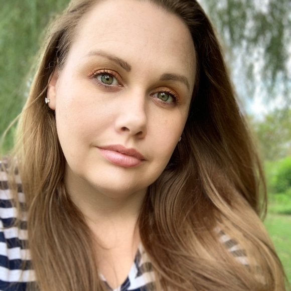 Meet your Posher, Rebecca - Picture 1 of 1